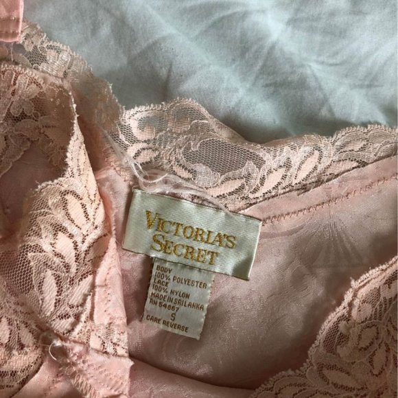 Vintage Victoria’s Secret Gold Label Pink Slip - Picture 2 of 2
